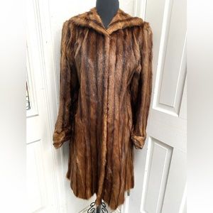 Vintage 1940’s Steinberg Furs Denver Muskrat Fur Coat